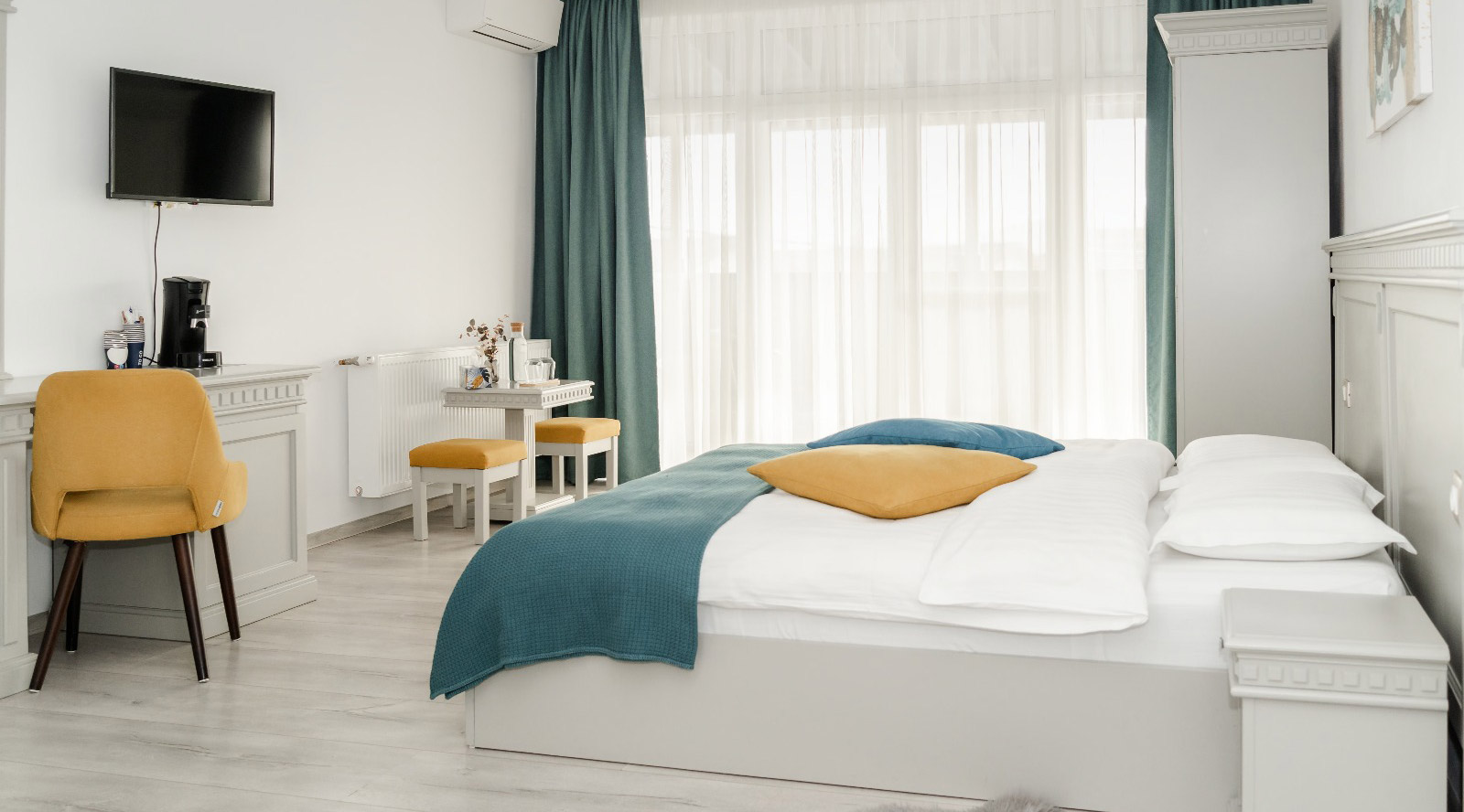 accommodation services near Cluj airport